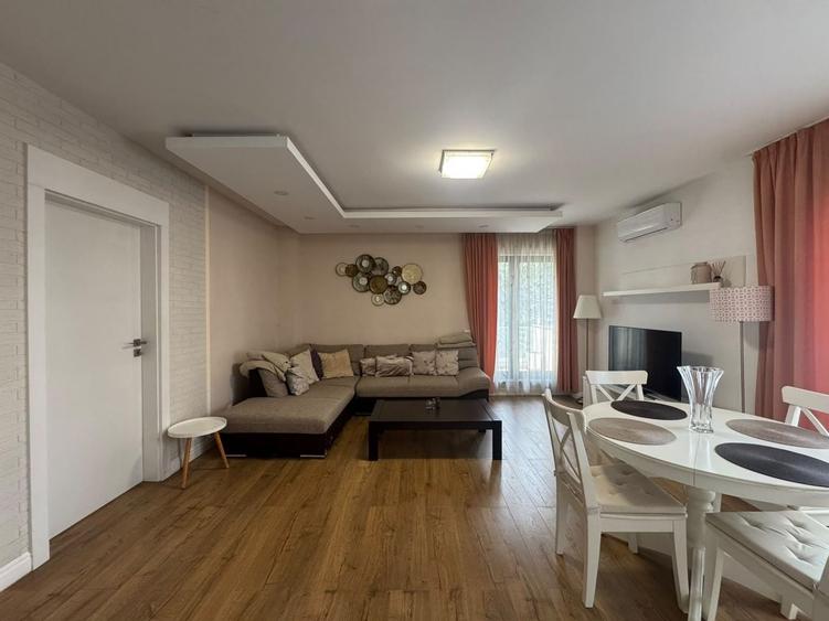 Apartament cu 3 camere semidecomandat, mobilat în Aviației