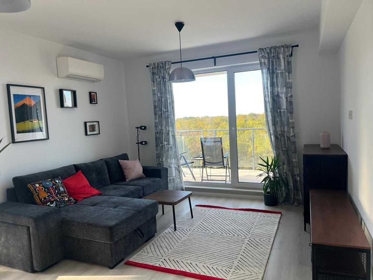 Apartament cu 2 camere semidecomandat în Central