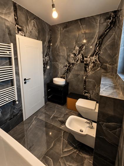 Casă cu 4 camere cu Piscina în Tunari