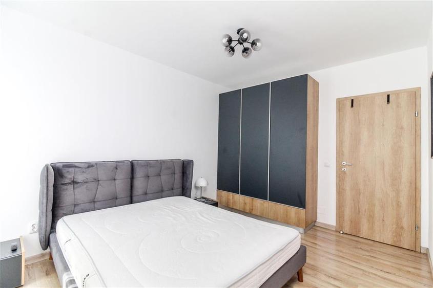 Apartament cu 2 camere semidecomandat, mobilat în Zorilor