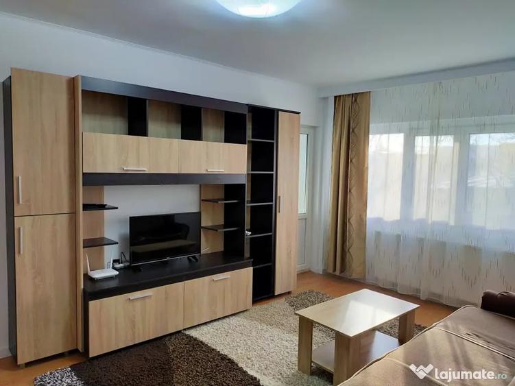 Apartament cu 2 camere semidecomandat în Iancului