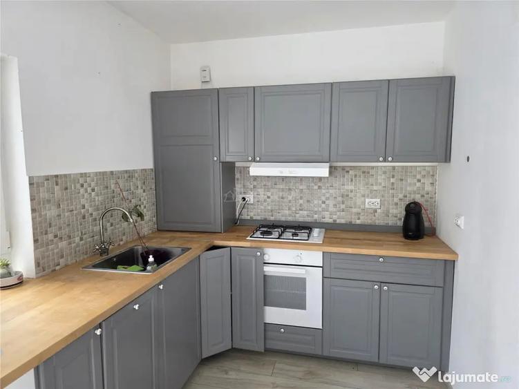 Casă cu 3 camere cu Teren 115 Mp în Tunari