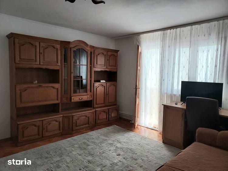 Apartament cu 3 camere în Universității