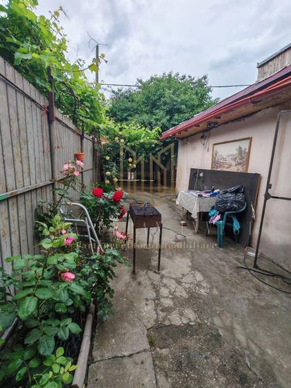 Casă individuală cu 3 camere cu Canalizare în Apărătorii Patriei