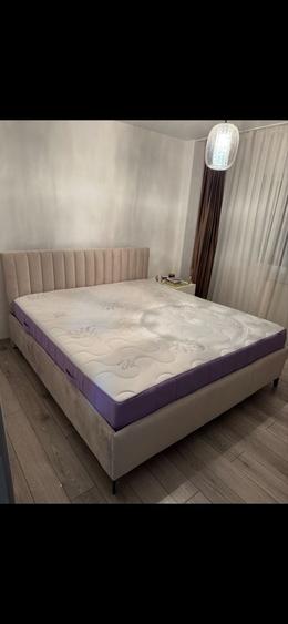 Apartament cu 4 camere în Romanești