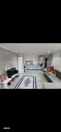 Casă cu 4 camere cu Teren 1200 Mp în Central