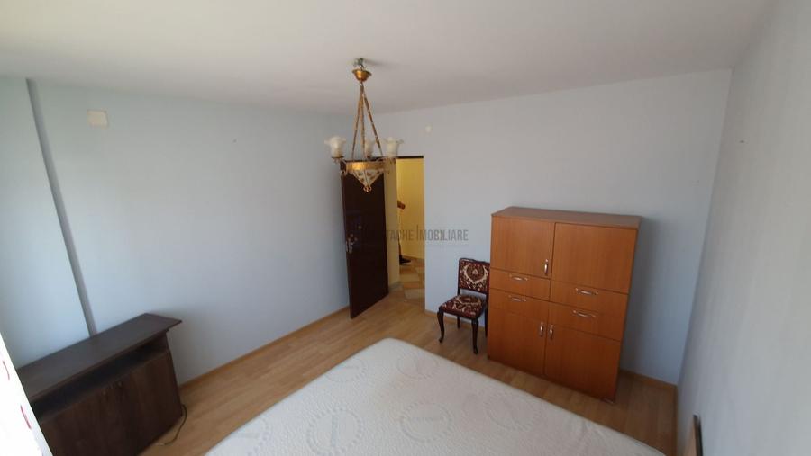 Apartament cu 2 camere decomandat, mobilat în Industriilor