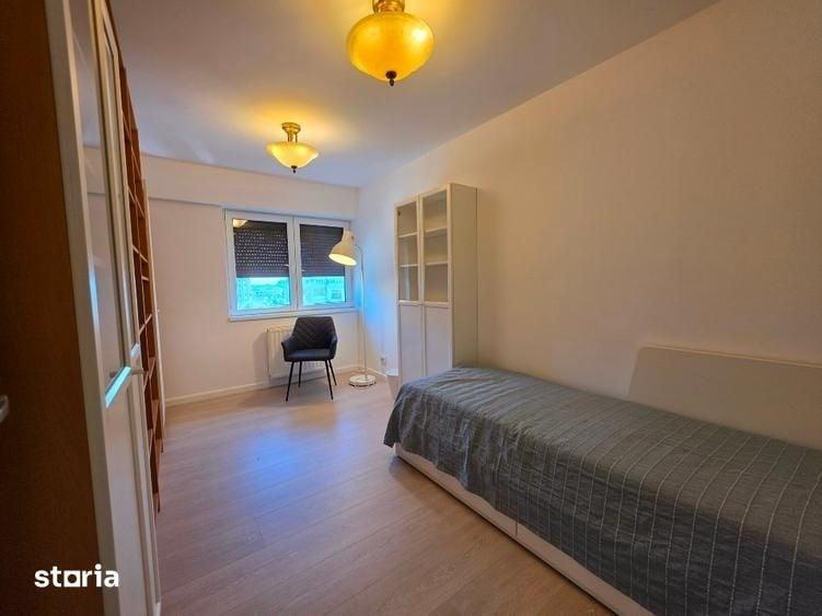 Apartament cu 4 camere în Centrul Civic
