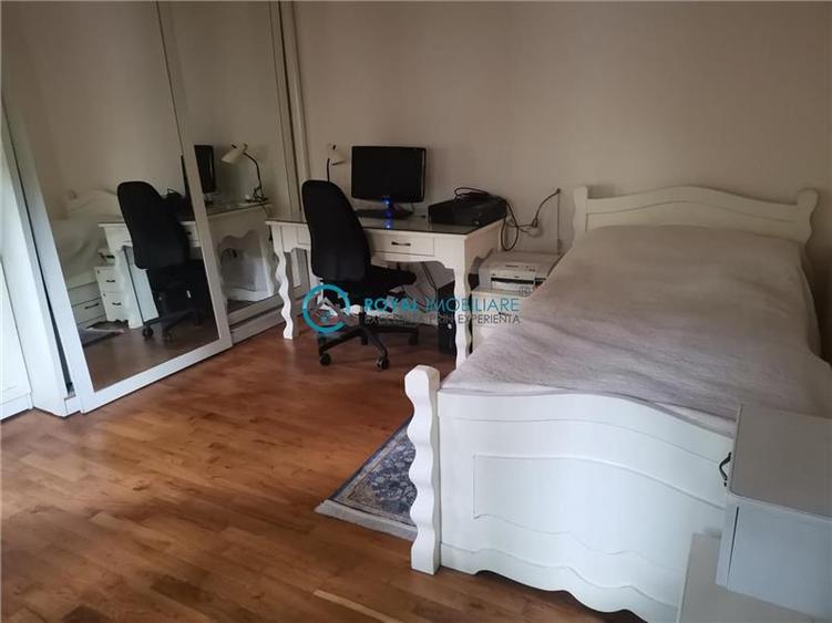Apartament cu 2 camere semidecomandat, mobilat în Ultracentral