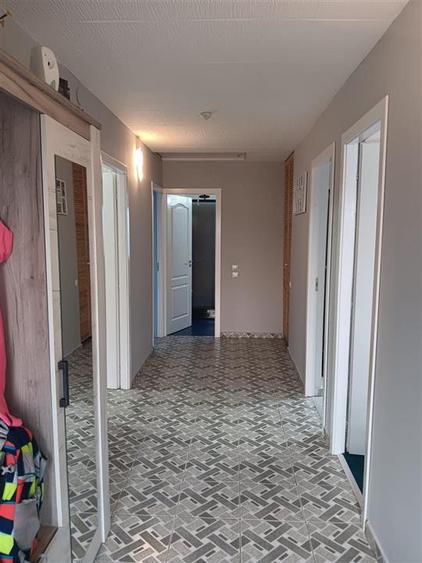 Casă individuală cu 6 camere cu Canalizare în Dorobanți