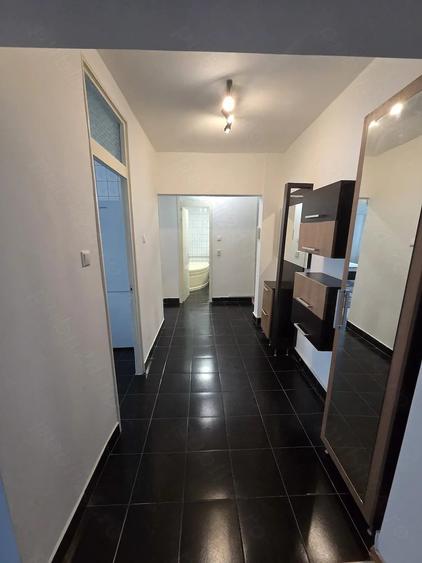 Apartament cu 2 camere decomandat în Govândari