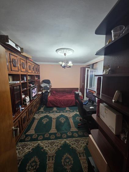 Apartament cu 2 camere decomandat în Trivale