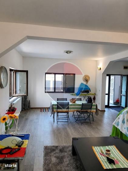 Casă cu 4 camere în Mândrești-Munteni
