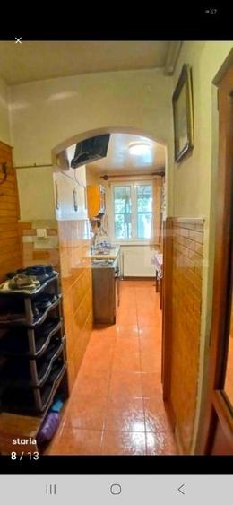 Apartament cu 3 camere nedecomandat, mobilat în Central
