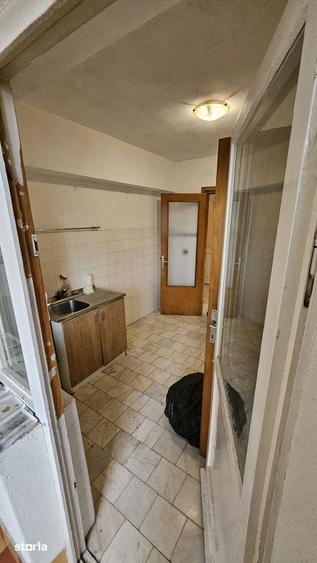 Apartament cu 3 camere decomandat în Dacia