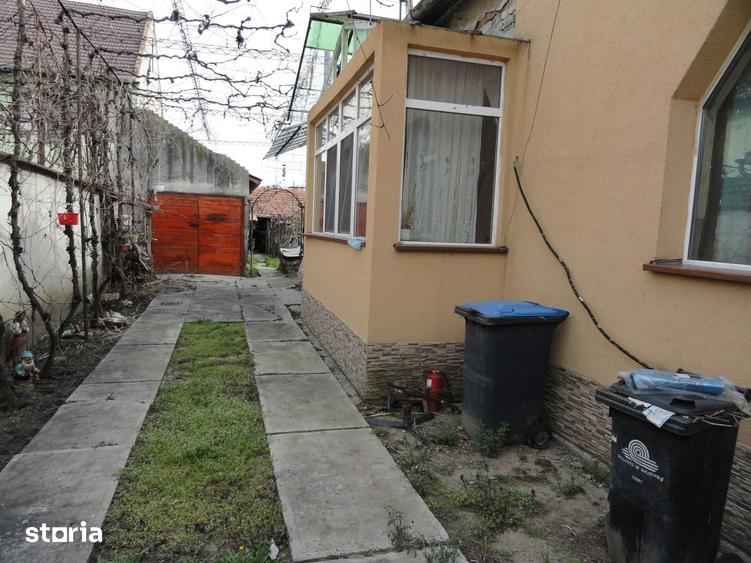 Casă cu 3 camere cu Teren 720 Mp în Pârneava