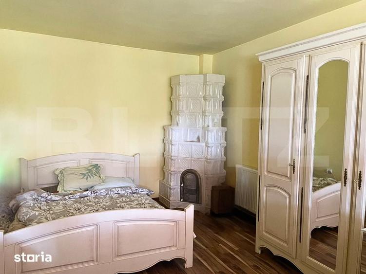 Casă cu 8 camere cu Teren 3000 Mp în Dragomirești
