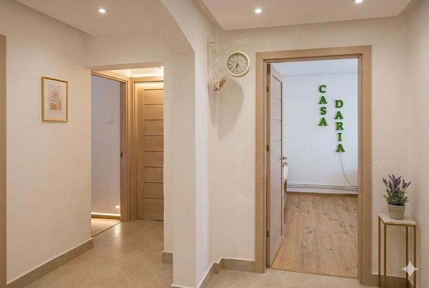 Apartament cu 3 camere decomandat în Central
