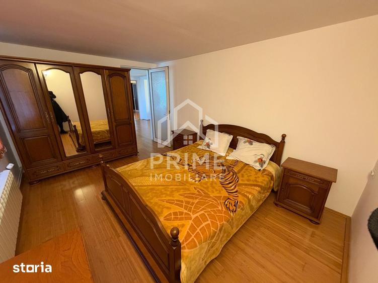 Casă cu 5 camere decomandat cu Teren 356 Mp în Teiu