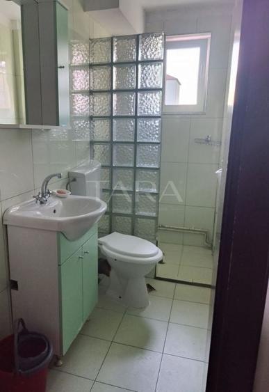 Apartament cu 2 camere semidecomandat, mobilat în Gheorgheni