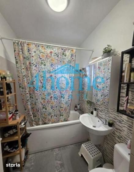 Apartament cu 3 camere decomandat în Berceni