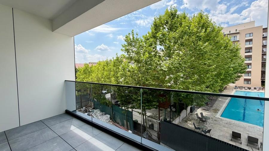 Apartament cu 3 camere decomandat în Pipera