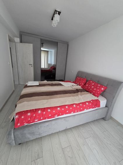Apartament cu 2 camere decomandat în Exterior Vest