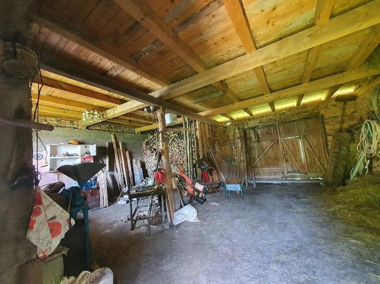 Casă cu Teren 2113 Mp în Tarnița