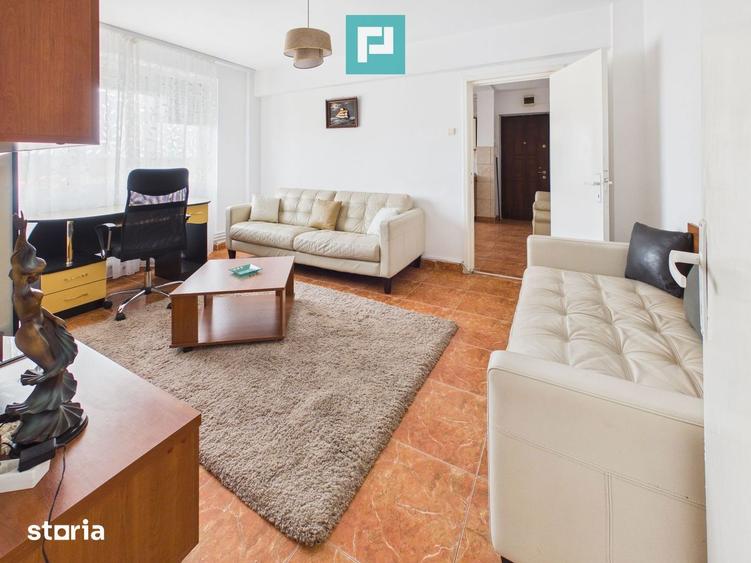 Apartament cu 3 camere, mobilat în Central