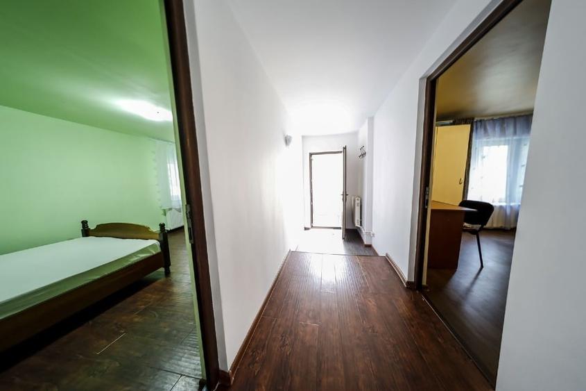 Apartament cu 3 camere decomandat, mobilat în Central