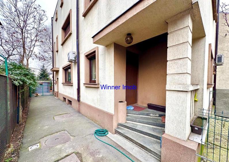 Casă cu 4 camere cu Teren 356 Mp în P-ța Muncii