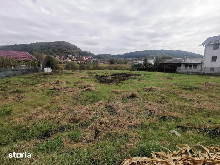 Teren de 1204 mp, în Central