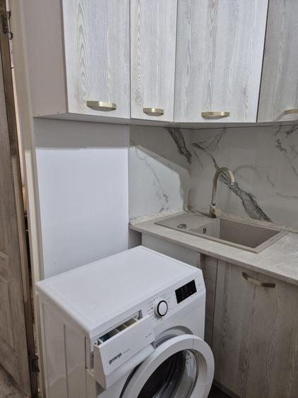 Garsonieră în Far