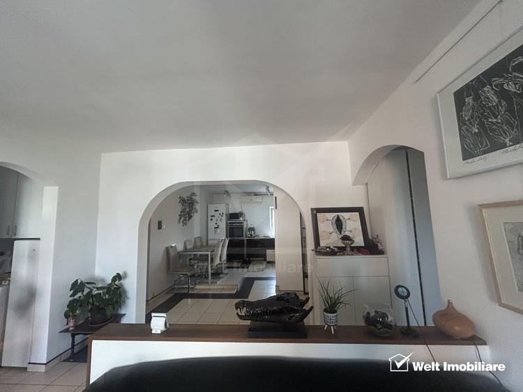 Apartament cu 4 camere decomandat, mobilat în Plopilor