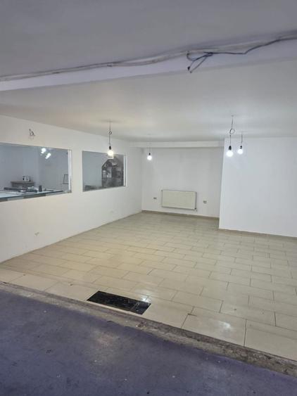 Spațiu comercial, de 82 mp, în Țiglina 1