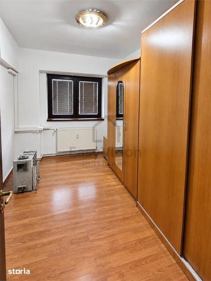 Apartament cu 4 camere în Pantelimon
