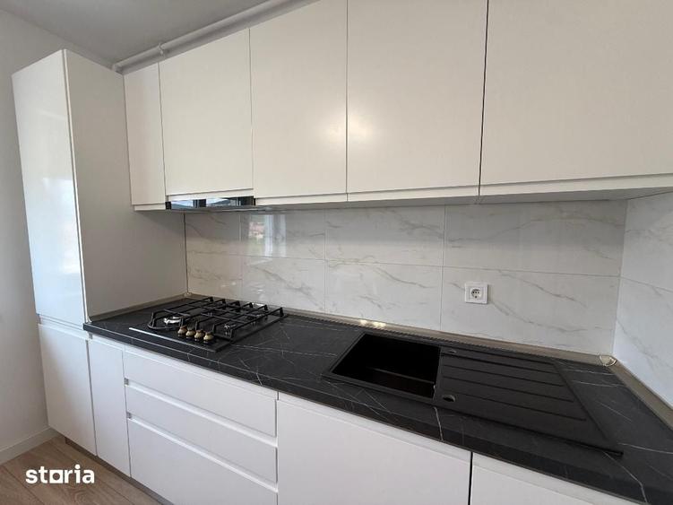 Apartament cu 3 camere în Cetate