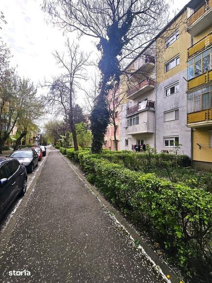 Apartament cu 2 camere semidecomandat în Micro 16