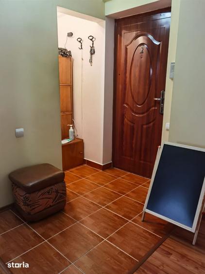 Apartament cu 4 camere decomandat în Central