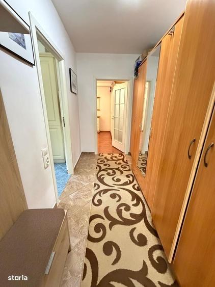 Apartament cu 2 camere decomandat în Metalurgie