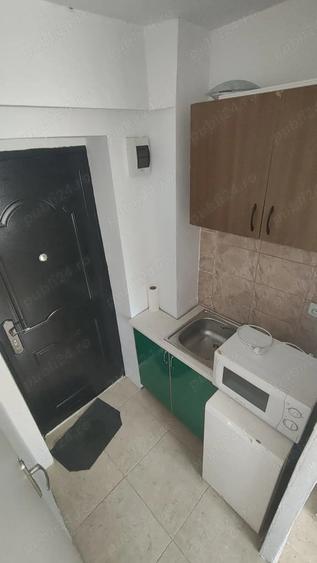 Garsonieră decomandată în Take Ionescu