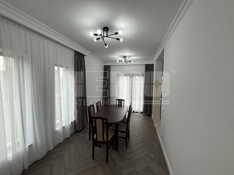 Casă individuală cu 4 camere cu Canalizare în Mitocu Dragomirnei