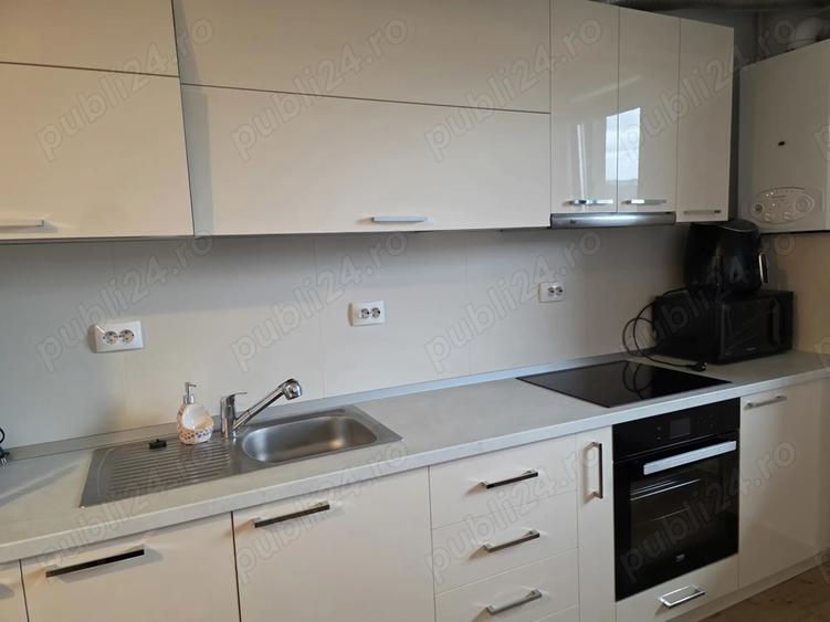 Apartament cu 2 camere decomandat în Borhanci