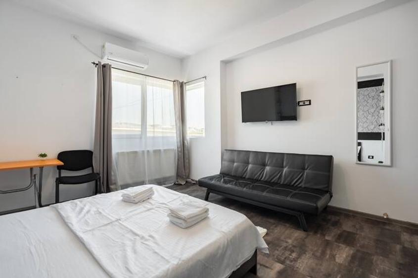 Apartament cu 2 camere semidecomandat, mobilat în P-ța Unirii
