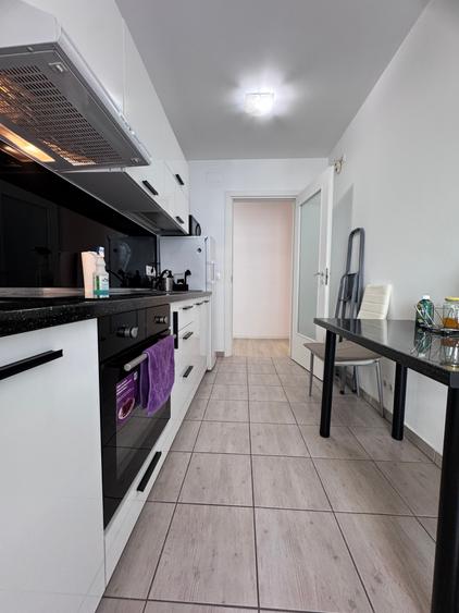 Apartament cu 2 camere decomandat în Aviației