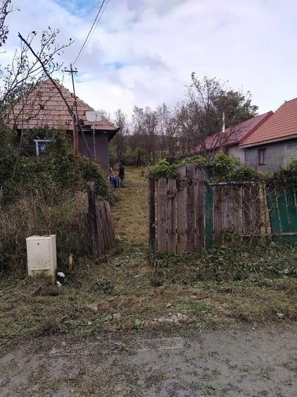 Casă cu Teren 590 Mp în Rediu