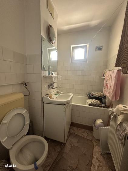 Apartament cu 2 camere decomandat în Vest