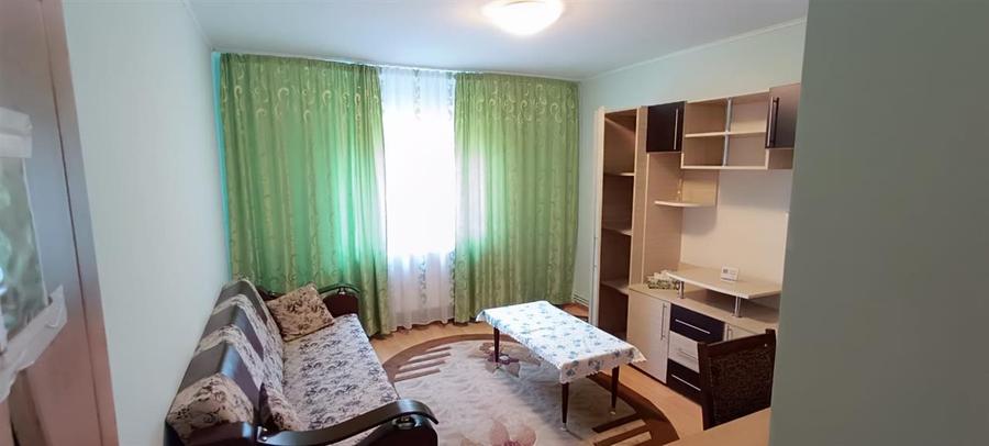 Garsonieră decomandată în Astra