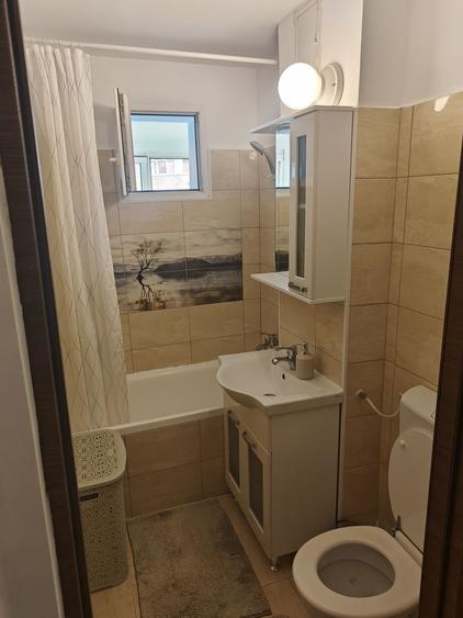 Apartament cu 2 camere semidecomandat, mobilat în Bucureștii Noi