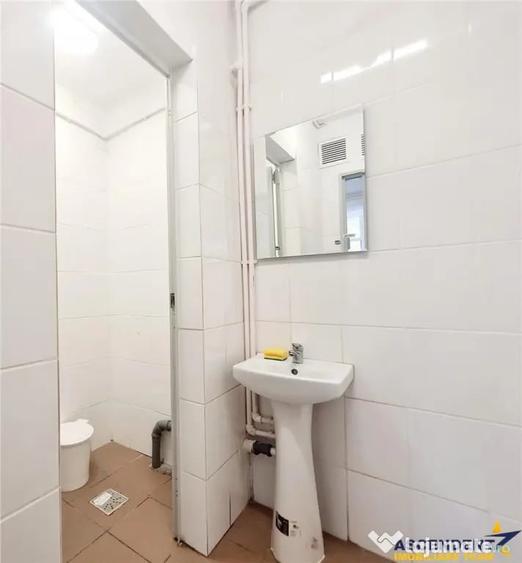 Spațiu comercial, de 100 mp, în Central